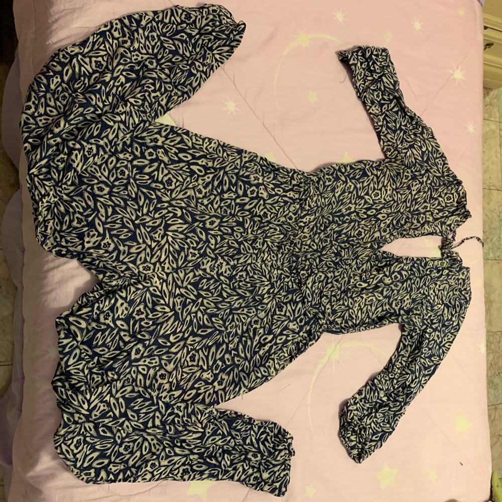 Hollister floral jumper